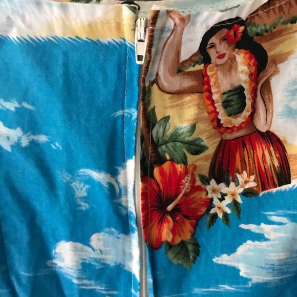 Hawaiian print dress! - Picture 6 of 8